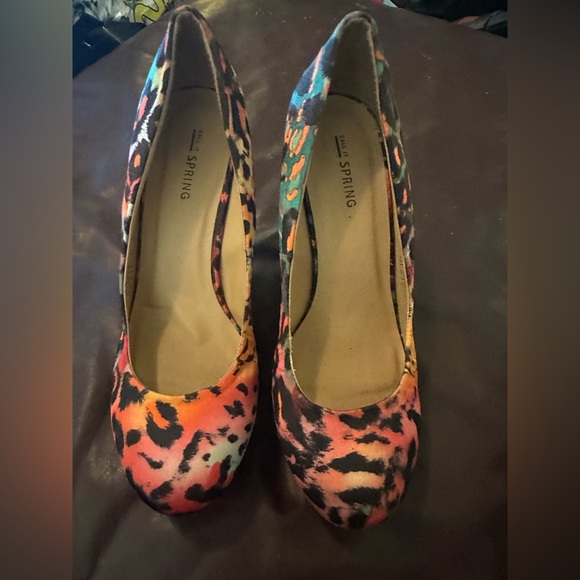 Spring Multicolor Leopard Print Heels in Orange, Pink & Teal - Picture 8 of 10
